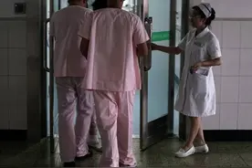 包吃包住，躺着7天赚10万，每年约50万人拿命试药，却毁了一辈子图片