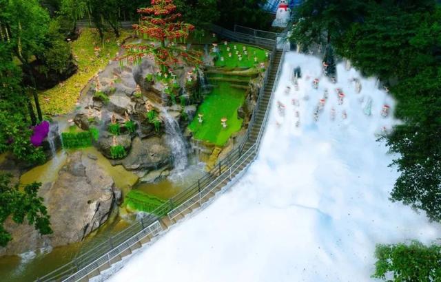 免票！成都吃饭2H直达21℃云端秘境，避暑耍真雪！观山水云海风光，赏神秘民俗风情！