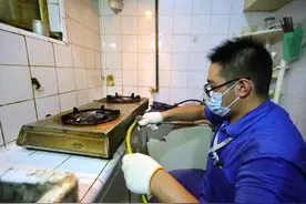 燃气泄漏如何快速自查？更换燃气软管要花钱吗？这份提醒很重要！图片