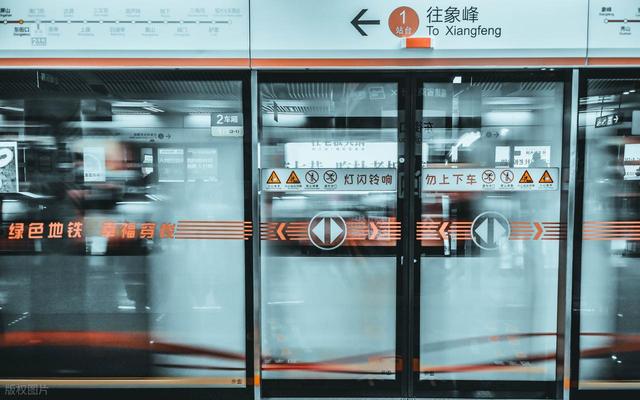 原来海边城市可以这么安静！福州：满城榕树下，藏着最真实的闽都