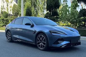 新车｜比亚迪官宣：2025款海豹、海豹07 DM-i将于8月8日上市图片