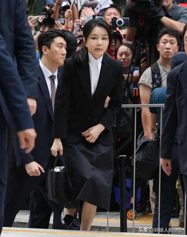 韩前第一夫人金建希命运转折背后