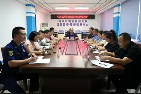 梧州市召开全市新一轮消防安全集中除患攻坚大整治暨打通消防“生命通道”和“拆窗破网”专项行动工作推进会图片