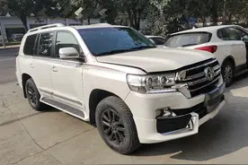 2014年的丰田陆巡只卖19万，看到仪表心里发毛，这便宜我可不敢捡图片