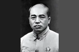 55年搞军衔制，彭总起初不太赞成，65年军衔制取消，彭总却很遗憾图片