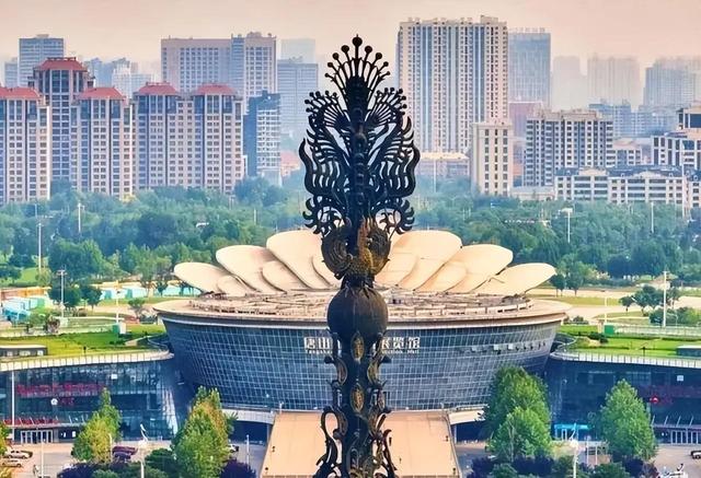 我是河南人去了唐山和邯郸，直言不讳：唐山跟邯郸天差地别