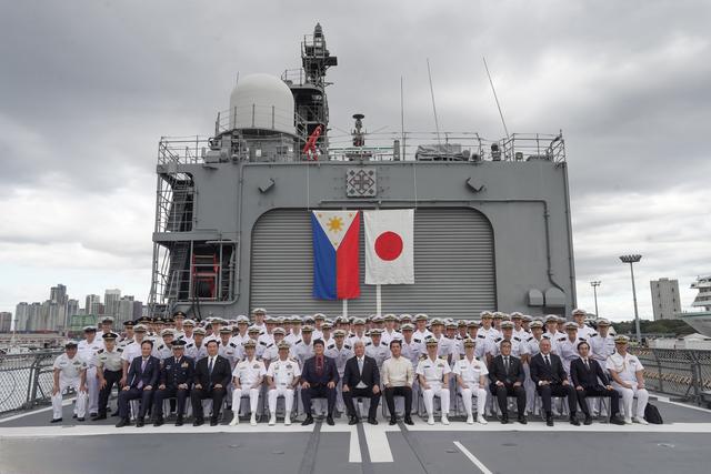 同时引爆台海南海？高市早苗铤而走险，要向菲律宾出口防空导弹
