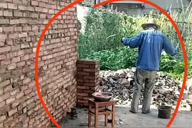 后妈故意把孙子锁门外近况 子睿爸爸请施工队建围墙! 网友：真男人图片