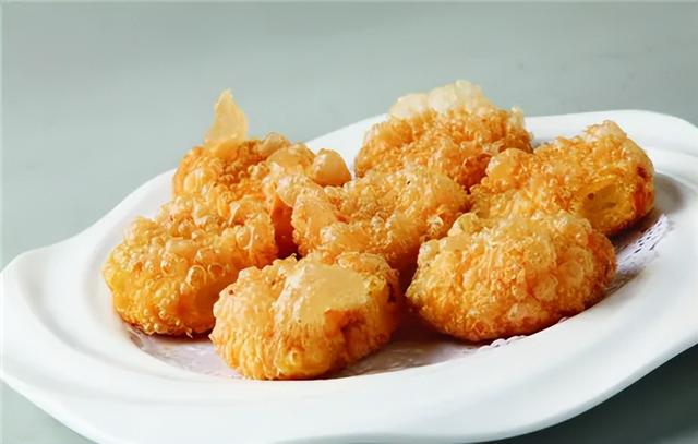 【敦煌喊你逛灯会啦！】@省内高校宝子们，这场跨越千年的光影盛宴，还有超多福利等你解锁～