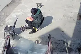 邵阳女子本不打算回家过年，监控里妈妈一个举动让她泪奔：是家人软化了不想回家的心图片