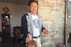 福建渔民网到3斤重大海螺，切开现15.6克稀罕龙珠！曾卖出2200万图片