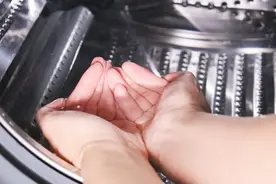 洗衣机“快洗”有4大缺陷，难怪衣服洗不干净，还经常被洗坏图片