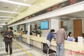 线上申领电子证照，不到5分钟即可搞定！市民感叹：方便高效图片