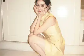 胡连馨，高跟凉拖真是坠爱的公主风图片