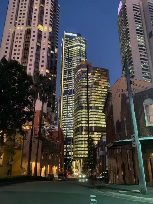 从墨尔本到悉尼：吴春海眼中的澳洲光影密码 | 趣谈