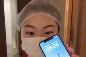 23岁女生每月打四份工一年攒10万冲上热搜！本人回应：每天睡四小时，休息日兼职，赚钱买房是目标图片