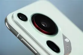 华为Pura70系列首批用户已入手：小艺竟有这么多宝藏功能图片