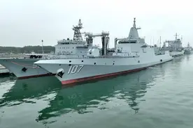 澳军机侵犯我南海后，解放军3舰直达澳东海岸，就地开启实弹演习图片