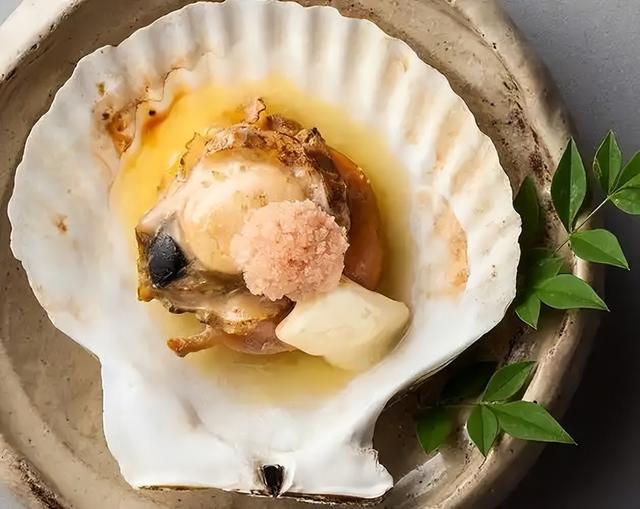 日本水产天塌了！6吨扇贝入华仅12天，首相一句话，871亿市场停摆