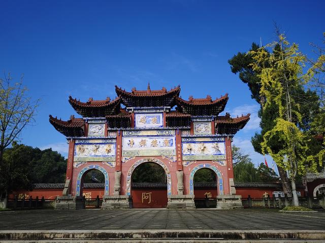 南行漫记：离开南充走G318到达遂宁，驻车圣莲岛营地