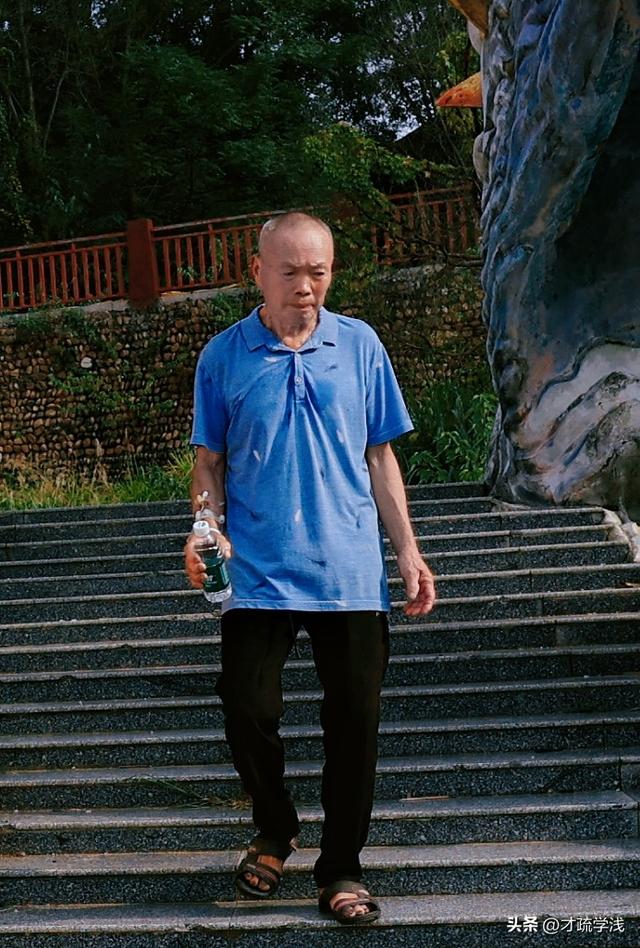 一座县城的时光褶皱—81岁父亲游隆回