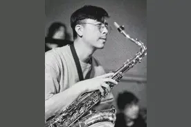 酸映像：用一张1992年的演出海报，纪念“中国爵士乐教父”刘元图片