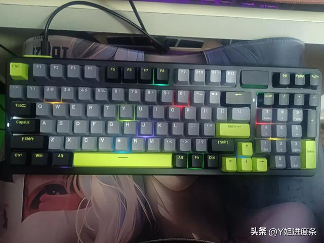 299的机械键盘选哪款？自用性价比机械键盘目前还是选的雷柏
