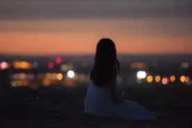 句句不提累，句句都是累的高级文案图片