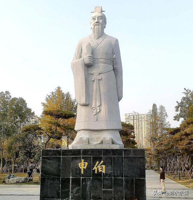 南阳申伯公园:落日熔金 秋叶簋鸣