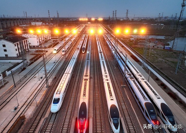 5年前中国铁路负债高达5.76万亿，再看如今的数据，真是令人意外