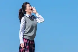 我18岁，从小活成妈妈所期望的样子，如今我胆小没主见，不会做事图片