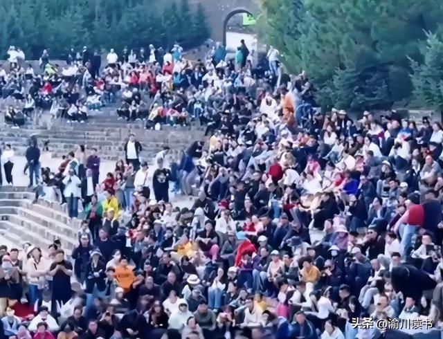 游客严重滞留，景区非得被动以待？