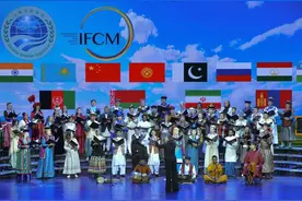 北京师范大学-香港浸会大学联合国际学院：录取分数线420分-601分图片