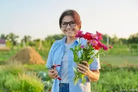 女生有这5个生理反应，证明你已让她彻底沦陷！男生别傻傻看不懂图片