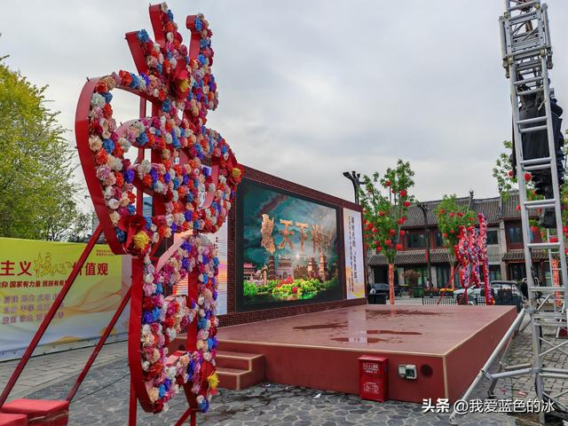 闲逛菏泽市老城曹州。这里的慎思园成了婚纱照的网红天堂了