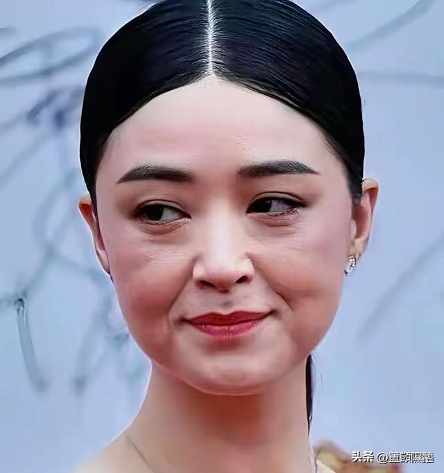 无滤镜后，唐嫣断崖式衰老，舒淇皱纹多，蒋欣和贾静雯像换了个人