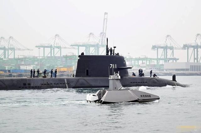 台最新武器曝光！5次海试无船锚，潜艇液压全失灵，500亿打水漂