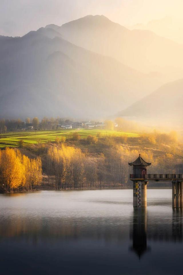 The Qinling Mountains in painted splendor｜秦岭彩叶大赏，美到“巅峰”