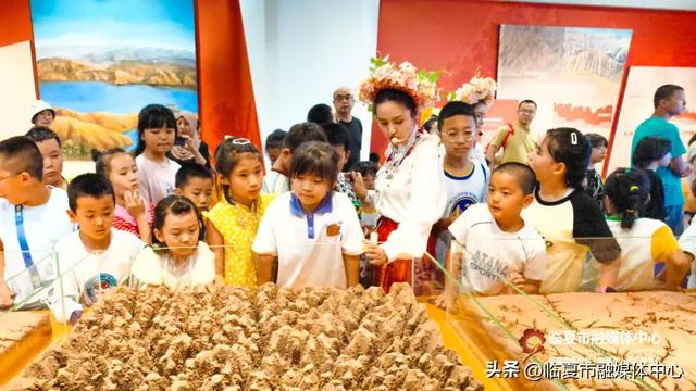 “博”览一夏 “暑”趣无穷丨让地质化石、千年文物“潮”起来！沉浸式体验临夏市文博“剧本杀”