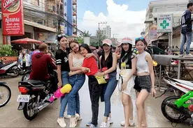 柬埔寨发达到什么程度了？带你看看真实的，柬埔寨生活！图片