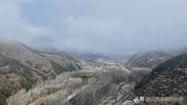 寻美五台山 | 春雨初霁 五台山景区云雾漫卷如画