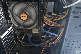 穷人版NAS上线！手把手教你用7年前闲置台式机安装飞牛OS图片