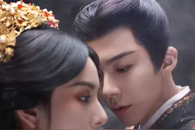 《折腰》原著：小乔是如何从魏劭的仇家之女变成他所爱之人的图片