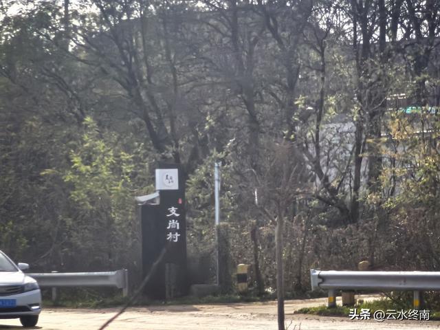 轻松开车看山景：有蓝田这条最美“山景路”，就没环山路什么事了