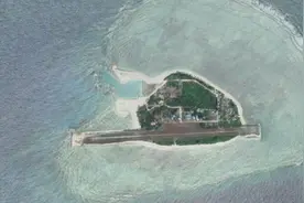 趁山东舰不在南海，菲海军下场，护卫舰闯黄岩岛，南部战区已出手图片