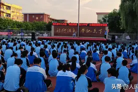 华阴举办“减压赋能 助力中考”讲座图片