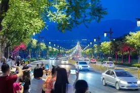 从“006号灯杆”看运城文旅热图片