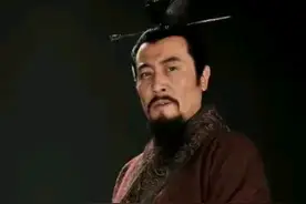 传说蟒蛇转世的三个历史名人，一个做了皇帝，一个差点当上皇帝图片