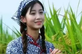 94年我在镇上收破烂，女友嫌弃狠心跟我分手，如今见面她后悔不已图片