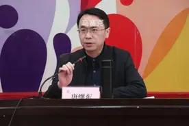 闹大了！唐校长苟主任一起过夜，两人真容曝光，过往经历被扒图片